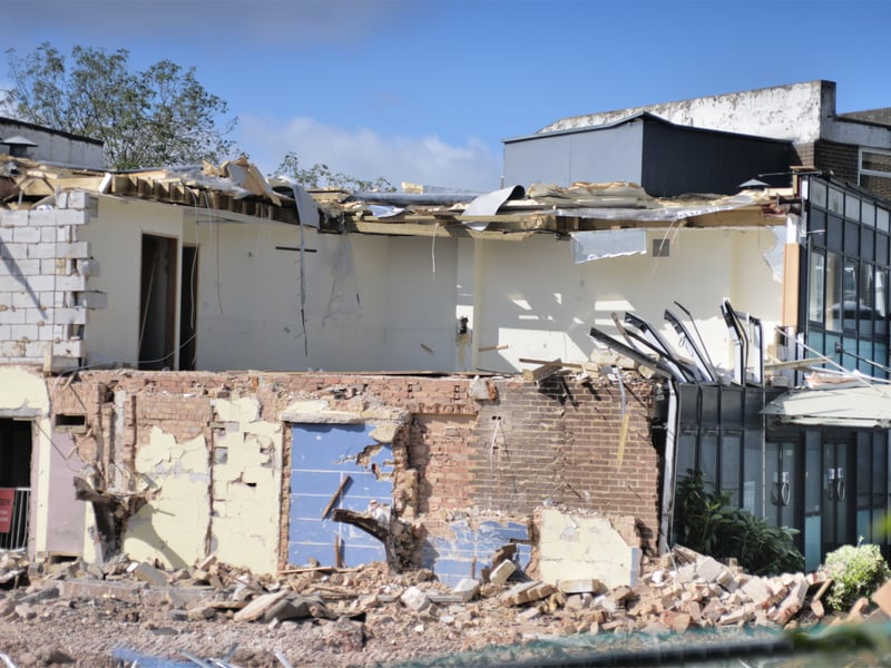 Demolition of the old Helenswood Upper School site, The Ridge, Hastings. SUS-210915-132119001