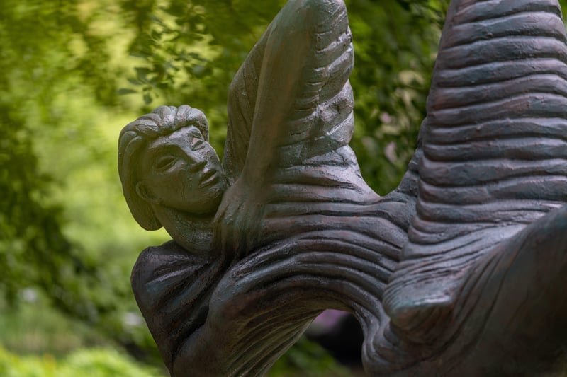 Anton Smit's works have been installed at Leonardslee Gardens. Courtesy of the artist and Leonardslee Gardens, photo by Justin Lewis
