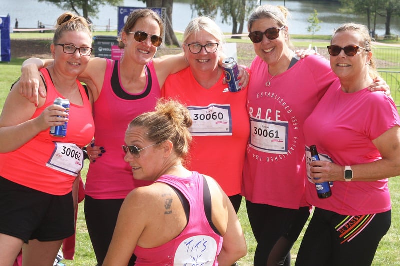 DM21091187a.jpg. Crawley Race for Life 2021. Photo by Derek Martin Photography. SUS-210918-192333008