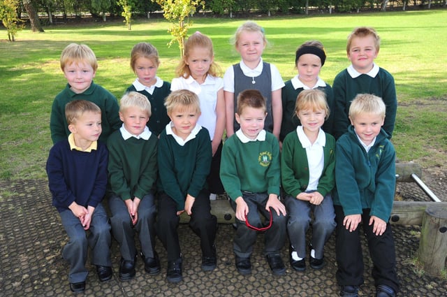 Rec11 - New Road Primary SchoolMrs Whitehead's Squirrels Class ENGEMN00120111115182659