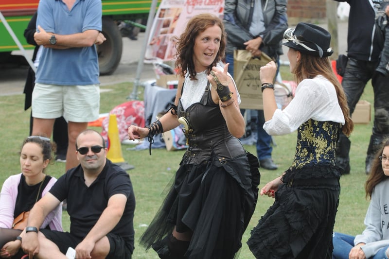 Eastbourne Steampunk Festival 10/9/16 (Photo by Jon Rigby) SUS-161209-111610008