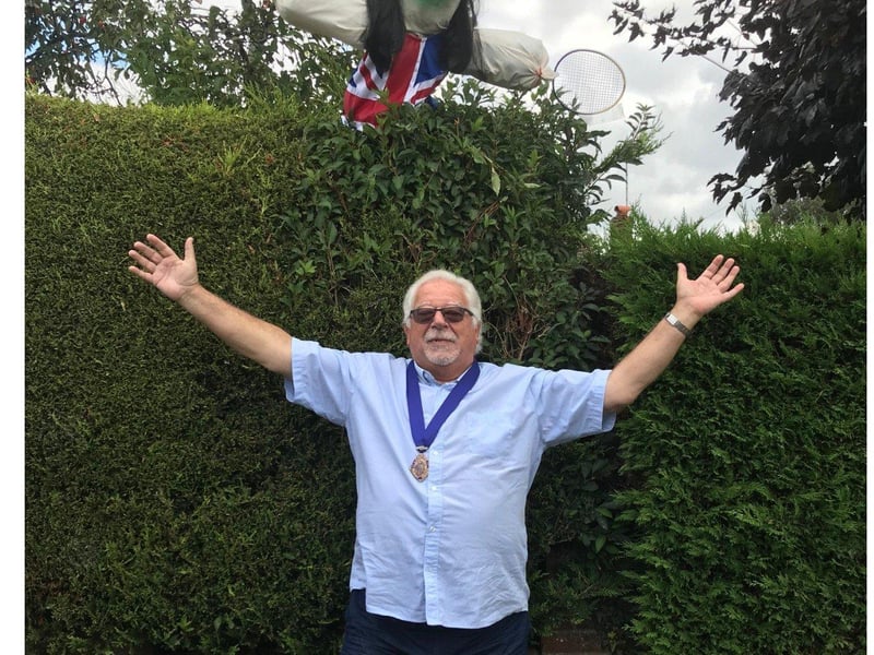 The scarecrows have worked their magic and Mike is jumpy for joy here with Emma Raducanu!