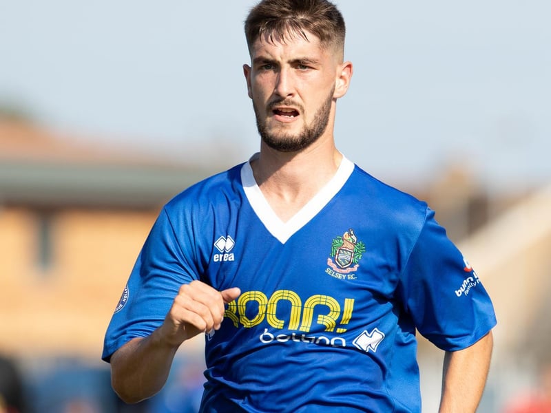 Action from Selsey FC's 1-0 win over Worthing at the High Street Ground / Pictures: Chris Hatton