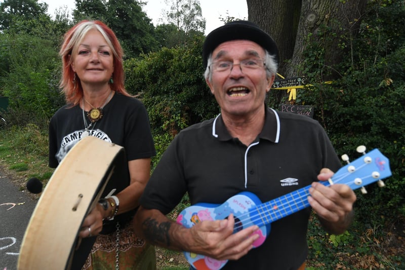 Jo Shaw and Brian Haswell at the Oak tree protest at Ringwood. Pictures: David Lowndes