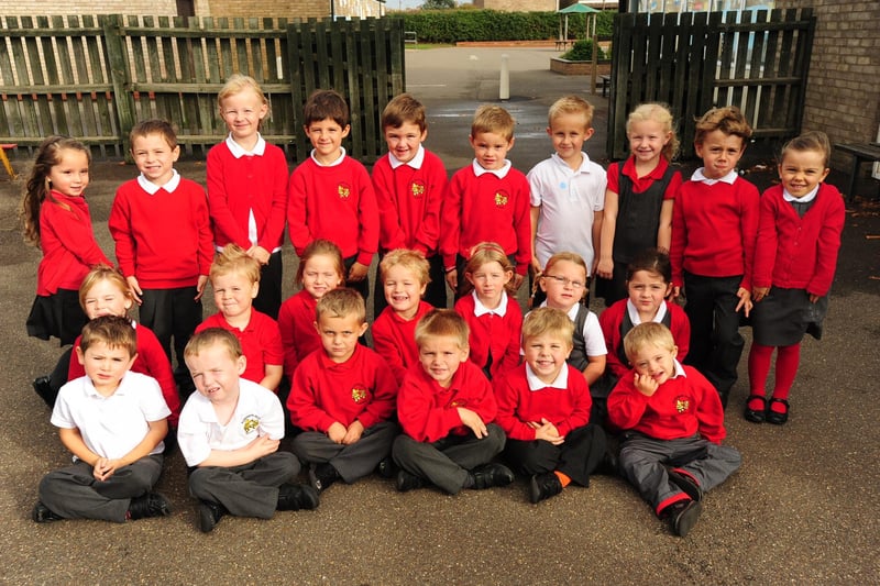 Reception Class at Alderman Jacobs Primary School
Mrs Combes and Mrs Brown's Class 1 ENGEMN00120131023080448