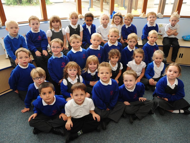 Reception Class at Park Lane Primary SchoolMrs Robertson's Badgers Class ENGEMN00120131023080518
