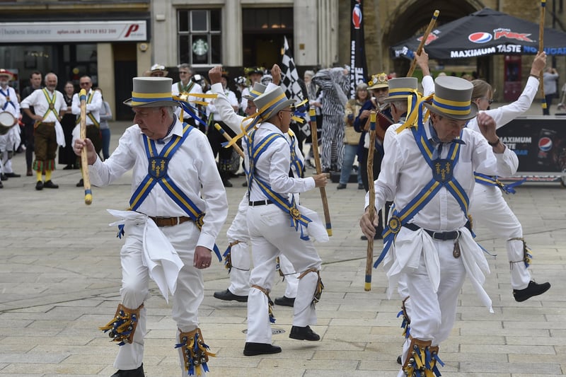 The Peterborough Morris Meeting of the Morris Ring at Cathedral Square. EMN-210925-221614009