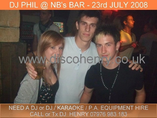 A mid-week night out at Balloon Bar in July 2008. Photo: Disco Henry