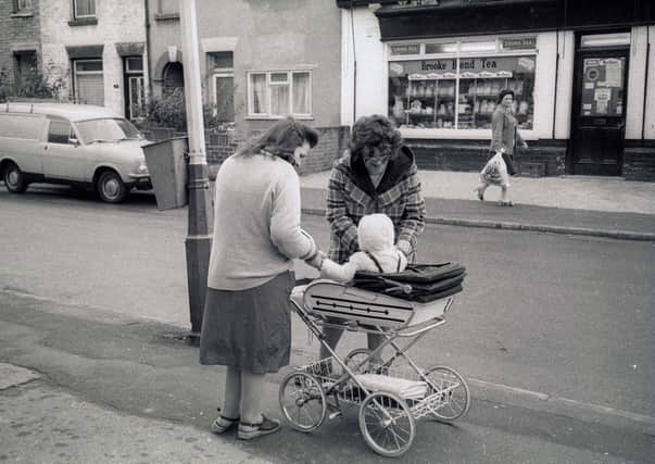 This picture was taken by Chris Porsz in Gladstone Street in the 80s.