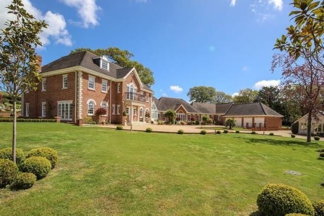 Rat's Castle, Pullborough, from Zoopla