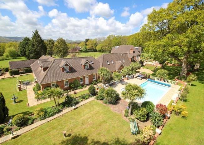 Rat's Castle, Pullborough, from Zoopla