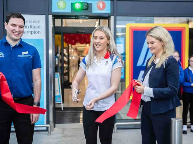 Team GB silver medalist Siobhan-Marie O'Connor cuts the ribbon. Photo: Kirsty Edmonds
