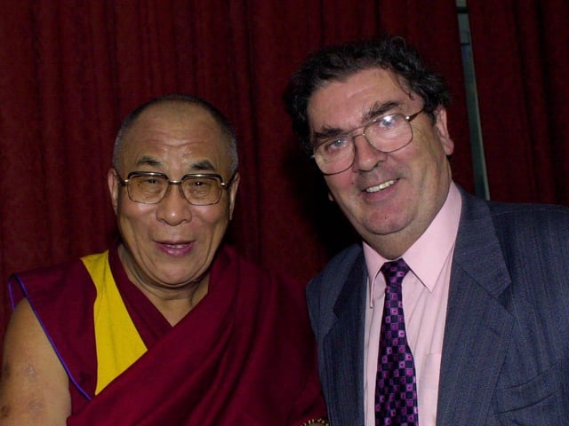 The Dalai Lama (left) meeting with fellow Nobel peace laureate John Hume, the former SDLP leader has died at the age of 83.