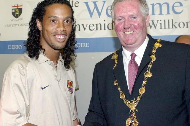 Barcelona star Ronaldinho is greeted by Mayor of Derry, Shaun Gallagher on his arrival with the team ahead of the friendly against Derry City.