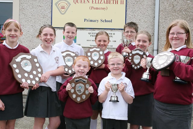 Trophy winners pictured at prize giving at Queen Elizabeth PS Pomeroy.  TT26-750MPC