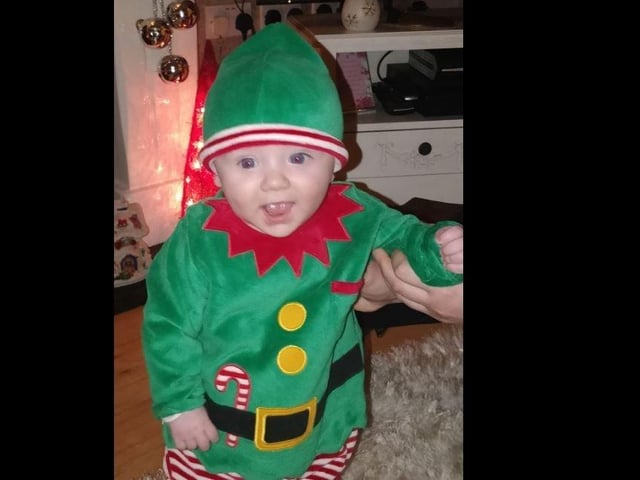 Lauren Gillespie - My son 1st Christmas Ollie Gillespie he was born july 2020.