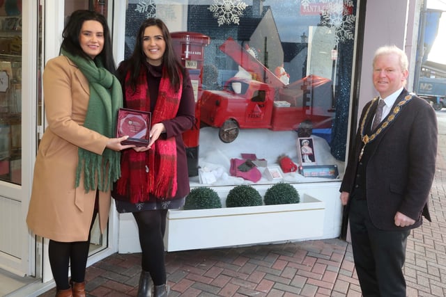 Nora and Katie was the winner of the Best Christmas Window in Dungiven. Deputy Mayor of Causeway Coast and Glens Borough Council Alderman Tom McKeown presented the prize to Rose Kearney and Sheila McCartney