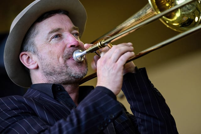 Les Swingin Lovers Paddy Sherlock performing at the 2015 City of Derry Jazz Festival. Photo: George Sweeney / Derry Journal.