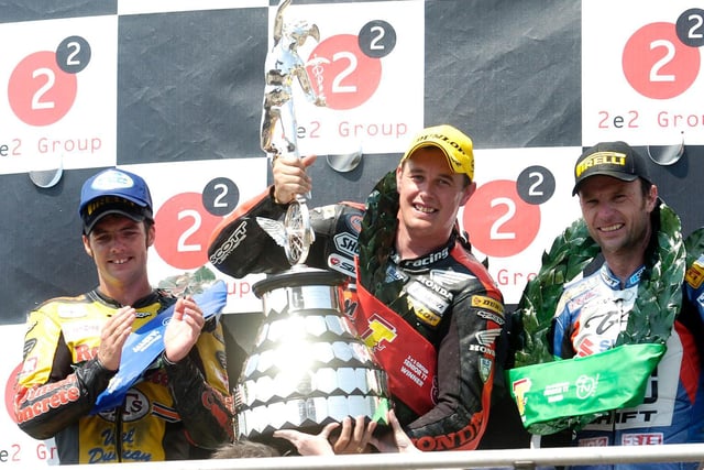 John McGuinness completed another TT treble as he won the Senior race on the HM Plant Honda in 2006 for his 11th win around the Mountain Course, taking victory from Cameron Donald and Bruce Anstey. He had earlier won the Superbike and Supersport races.