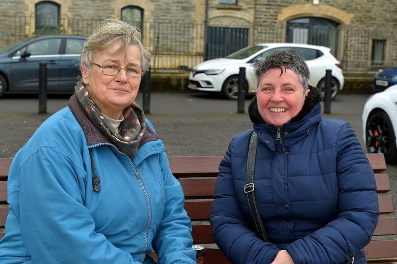 Ruth Morrison and Dawn Collins take a break during a recent walk along the Foyle Embankment. DER2105GS – 020