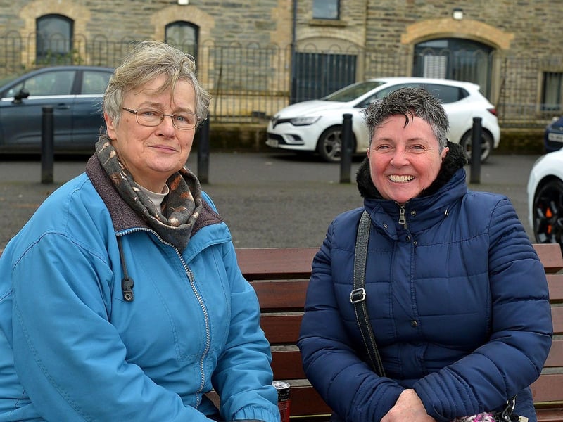 Ruth Morrison and Dawn Collins take a break during a recent walk along the Foyle Embankment. DER2105GS – 020