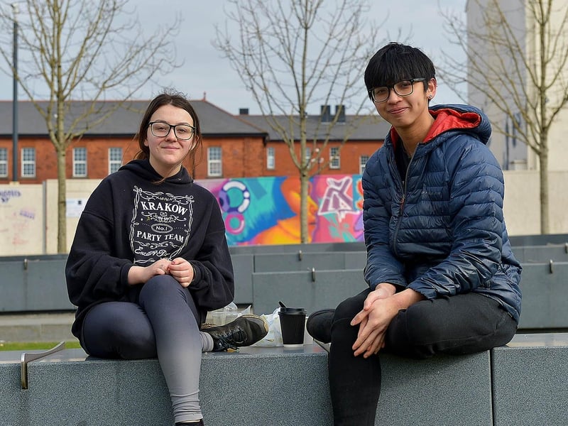 Caitlin McGee and Lucas Tan were in Ebrington Square recently. DER2109GS – 017