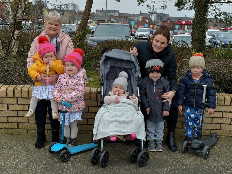 Members of the Thompson and Quigley family pictured during a walk along Queen’s Quay recently. DER2109GS – 002
