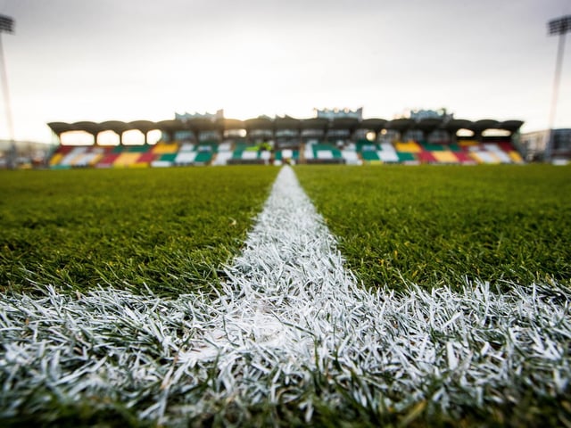 With 17 league title, including four in a row in the 1980s, Shamrock Rovers remain the league's most successful club. However, in the all-time standings the Hoops lie fourth with 1665 points.