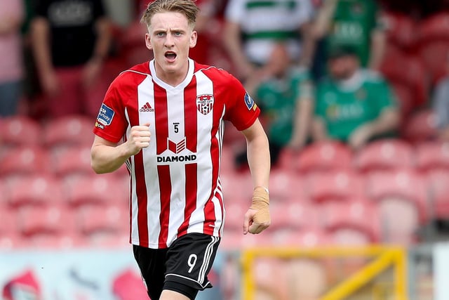 Ronan Curtis (Striker):I played with him at Derry and he has anincredible work rate. Powerful player who bullys defendersand he's doing that for Portsmouth this season.