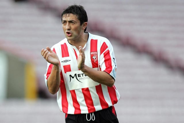 Peter Hutton    (Right Centre-Back    -    Derry City):   Pizza had everything you would want from your centre back. A great leader who organised and demanded the best from the players around him. Brilliant in the air but also decent with the ball at his feet, also had a few stints in the middle of the park. Fantastic captain of a great Derry team.