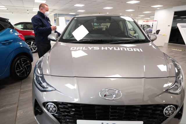Press Eye - Belfast - Northern Ireland - 8th June 2020 - 

Gary McDonnell from Dalys Garage, Belfast sanitises cars before a test drive