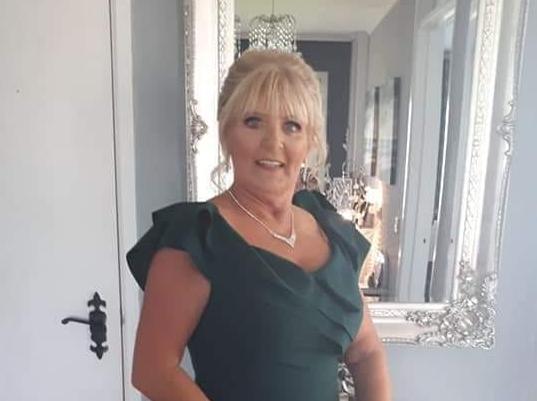 Anne Murray: "My sister in law Teresa Laughlin".