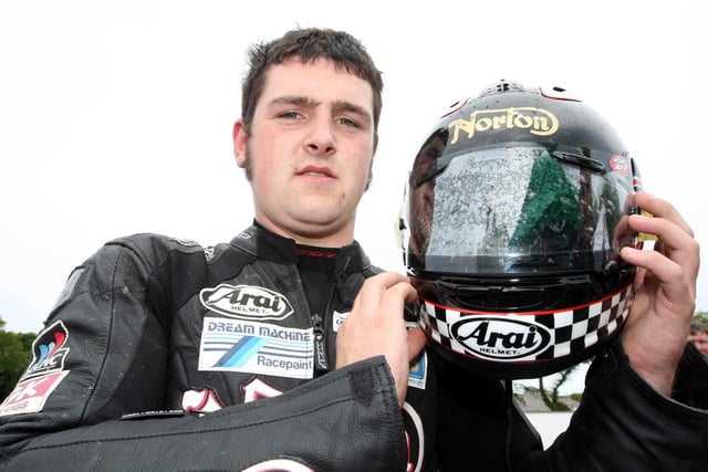 Michael Dunlop with his Arai Norton helmet at the 2009 Isle of Man TT.