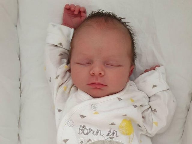 Maire McElhinney says; "Órlaith Lisa McElhinney born on 08.05.2020".