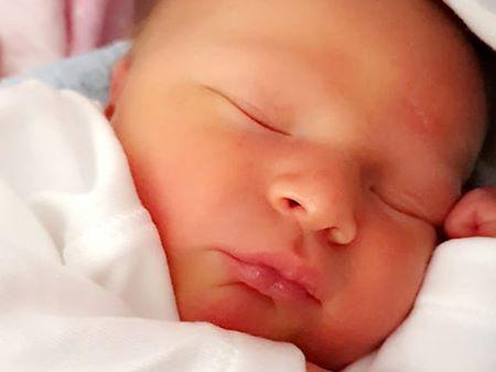 Caoimhe Dé Faoite says: "Baby Noah Gillespie born 11th May".