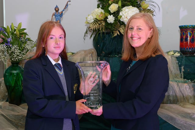 Grace Meenan receives the Student of the Year GCSE Award from Martine Mulhern, Principal of St Cecilia’s College, at the KS4 Awards presentation on Thursday afternoon last in the school. DER2141GS – 040