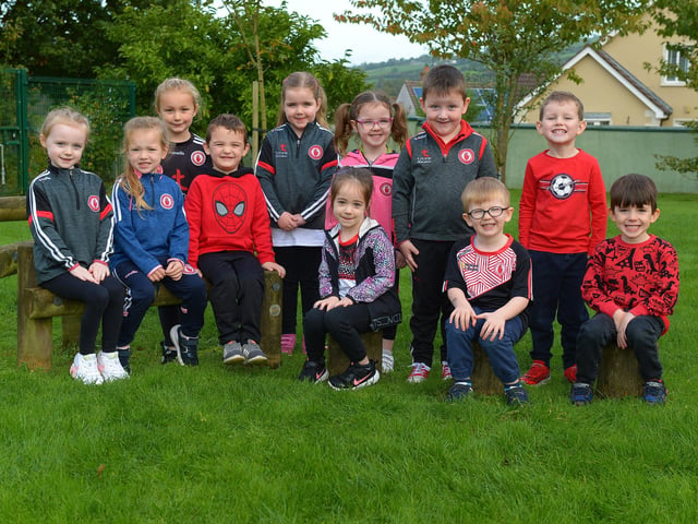 Mrs Connolly’s P1 class at St Columba’s Primary School, Clady. DER2142GS - 001