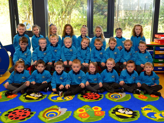 Mrs Armstrong’s P1 class at New Buildings Primary School. DER2141GS – 002