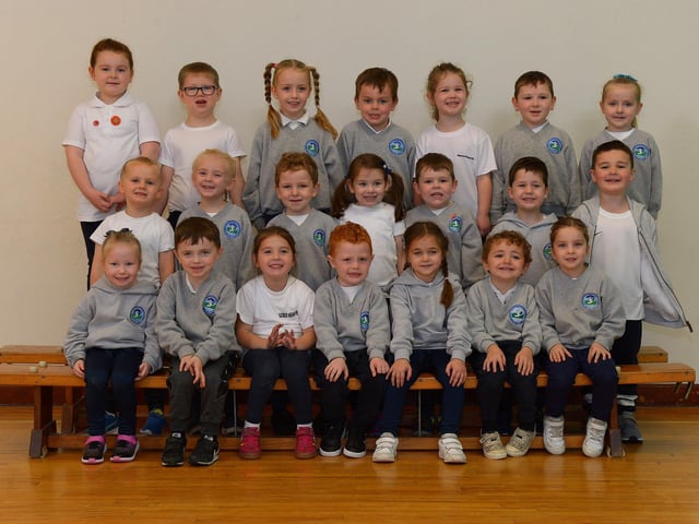 Mrs McLaughlin’s P1 class at Sacred Heart Primary School. DER2140GS – 035