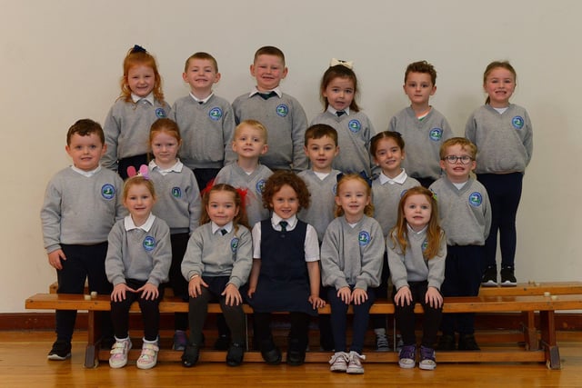 Miss Campbell’s P1 class at Sacred Heart Primary School. DER2140GS – 036