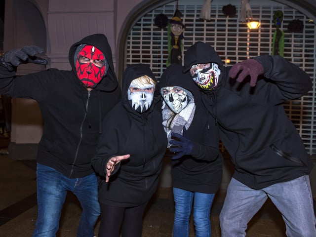 These “Ghouls” from Inishowen were at the celebrations on Hallowe’en night. DER4418GS019