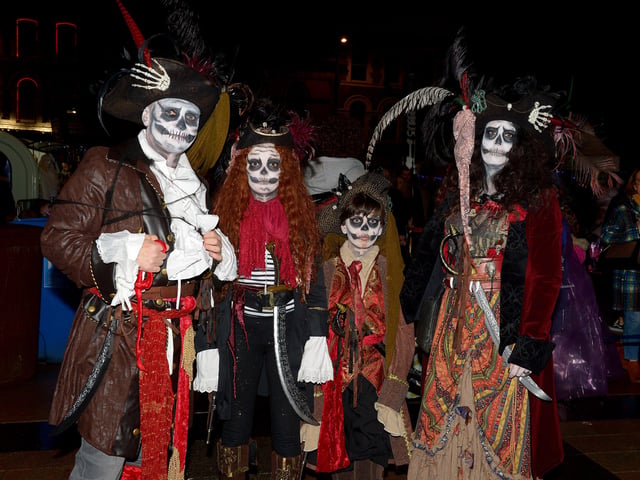 The Margey family dressed as Ghost Pirates for Halloween night in Derry. Photo: George Sweeney. DER2144GS – 015
