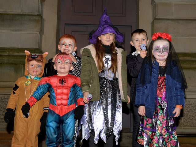 The McKeever crew in fancy dress on Halloween night in Derry. Photo: George Sweeney. DER2144GS – 009