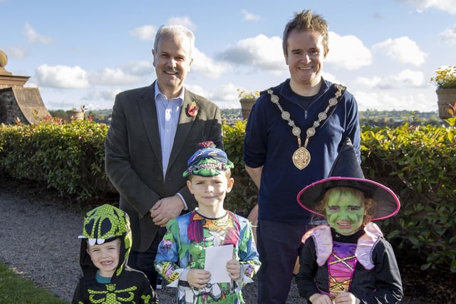 Mayor Martin and Councillor Thomas Beckett, Leisure & Community Development Vice-Chair are pictured with Ronan and Odhran McDonell and Lana Smyth.