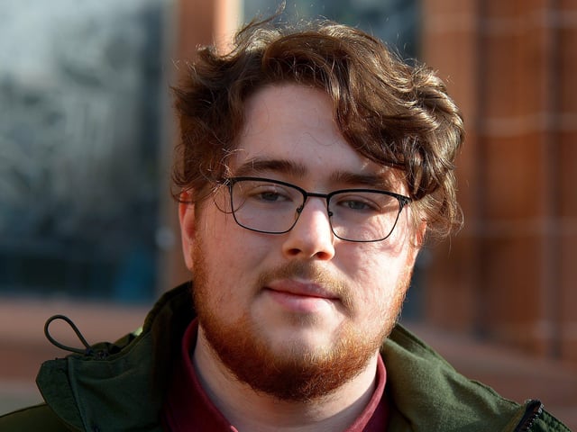 Dylan Bradley is an 18 year old student from Derry. He said: "It depends on the shop. If it was something for myself then it would be the self service. But with something bigger it would have to be the till. With the self service I find trouble with the queues because it is being used so much." DER2144GS – 020