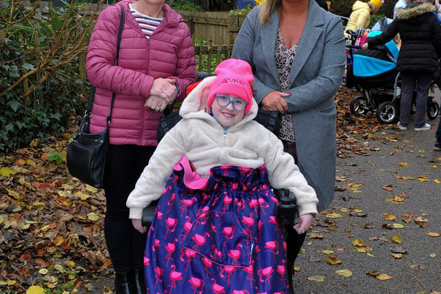 Seanain McCallion pictured with her grandmum Paula and mum Kathleen at the Ardnashee School’s ‘Ramble in the Woods’, in the Playtrail, for Children in Need on Thursday morning last. Photo: George Sweeney.  DER2145GS – 080