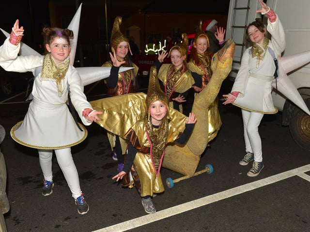 Some of the ‘Stars’ and ‘Golden Geese’ , from Studio 2, who took part in the Derry Christmas Lights parade on Sunday evening last. Photo: George Sweeney.  DER2147GS – 012