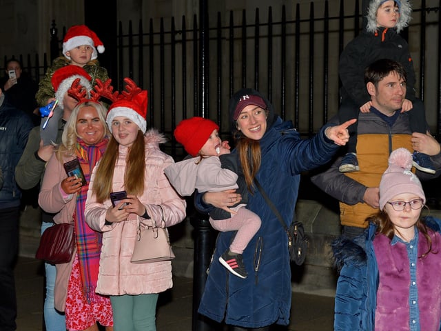 Some of the attendance at the Derry Christmas Lights parade on Sunday evening last. Photo: George Sweeney.  DER2147GS – 013