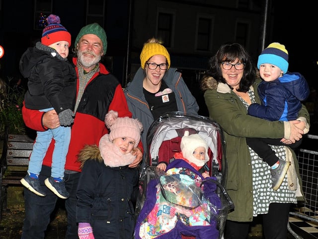 Enjoying the atmosphere at the switching on of the Christmas tree lights in Buncrana on Friday evening last. Photo: George Sweeney. DER2146GS – 045