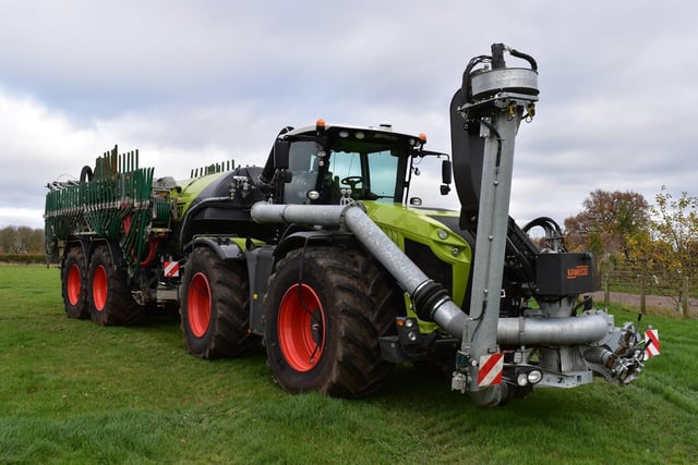Lot #272
2020 CLAAS 5000 Xerion 50kph 4wd TRACTOR SLURRY TANKER Fitted with 2020 Kaweco 28,000ltr (28cu/m) Gooseneck slurry tanker, 12cu/min pump, 2020 Vogelsang SwingMax 4 dribble bar, 36m (32, 30, 24m), central tyre inflation, 2020 Kaweco Front Unit ST with front loading arm, with macerator, stone trap and turbo fill, auto lube for tanker, boom and front arm, on 900/60R42 Trelleborg wheels and tyres, Claas GPS, section control, 500hp engine and side wipers on 900/60R42 Michelin wheels and tyres.
View this listing online at www.cheffins.co.uk